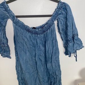 American Eagle off the shoulder dress